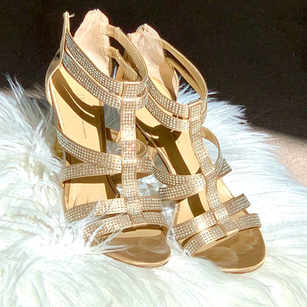 International Concept Shoes INC  high heel sparkly sandals 4”heels; size 7 M